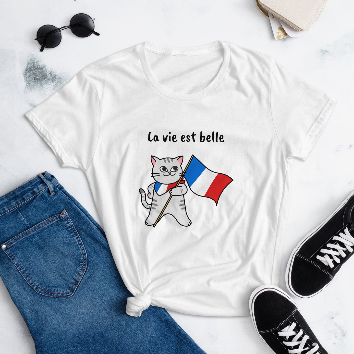 Camiseta feminina com mangas curtas - Gato francês - La vie est belle